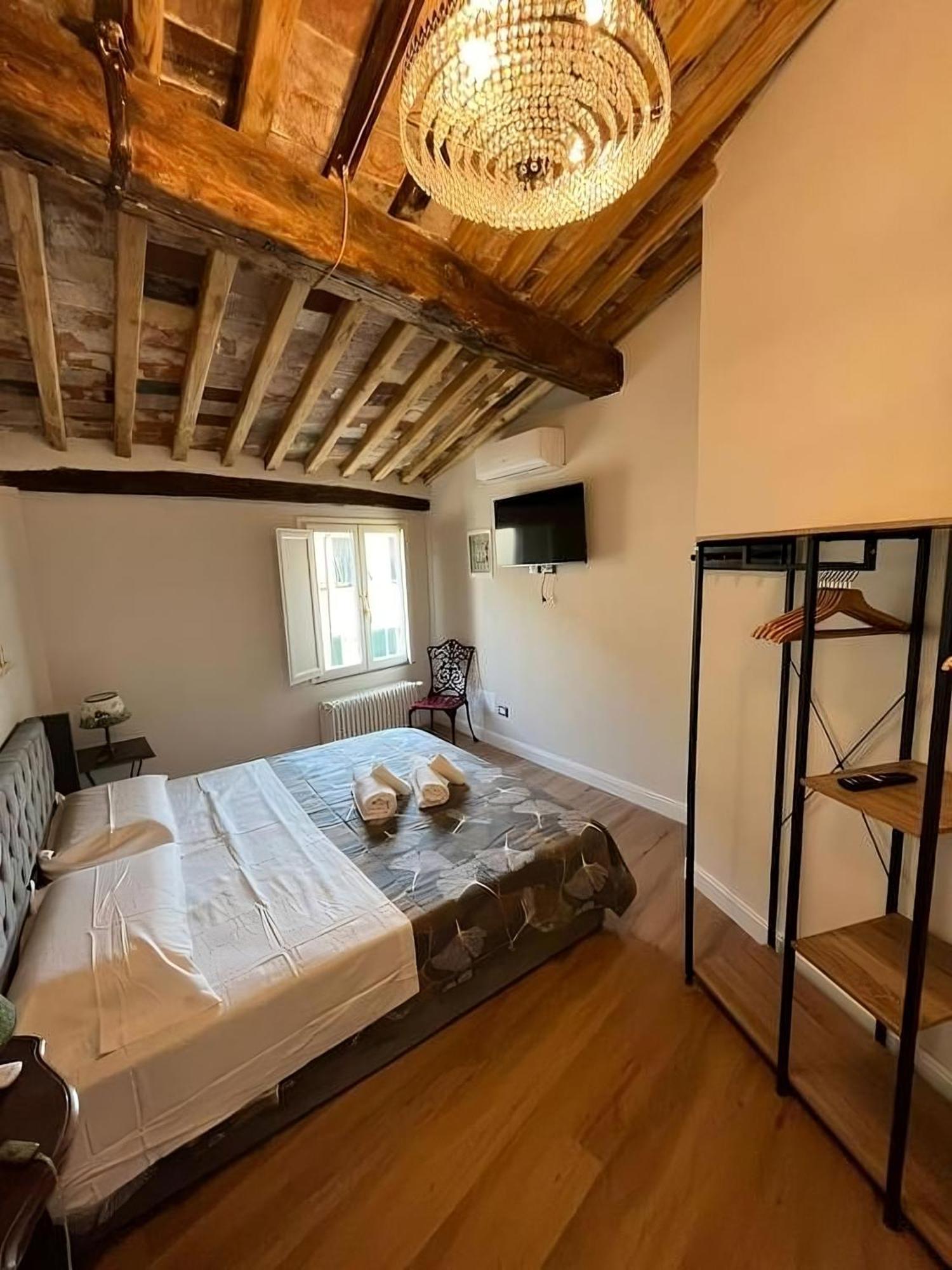 31 Steps To Heaven - Heart Of Lucca Apartment Екстериор снимка